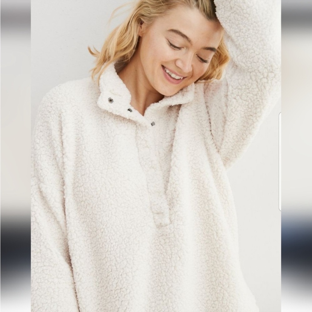 Aerie Cloud Sherpa Oversized Pullover